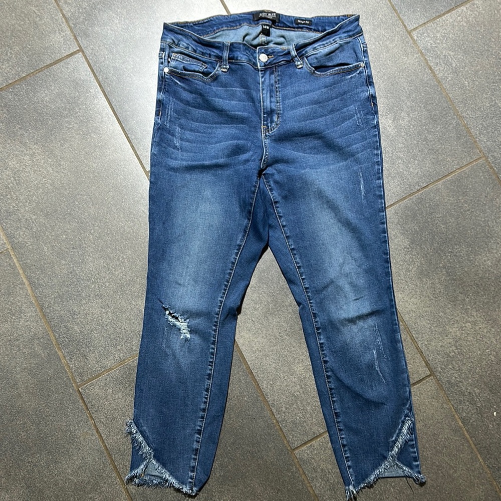 Judy Blue Skinny Fit Tulip Hem jeans size 14w